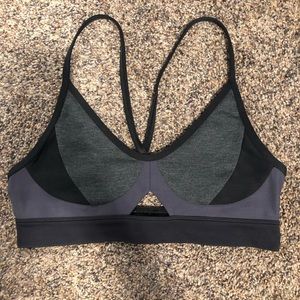 Under Armour Unstoppable Bralette Sports Bra